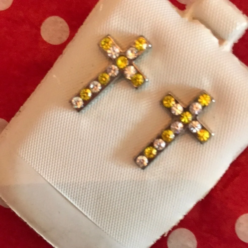 Fashion silver crosses with CZs
